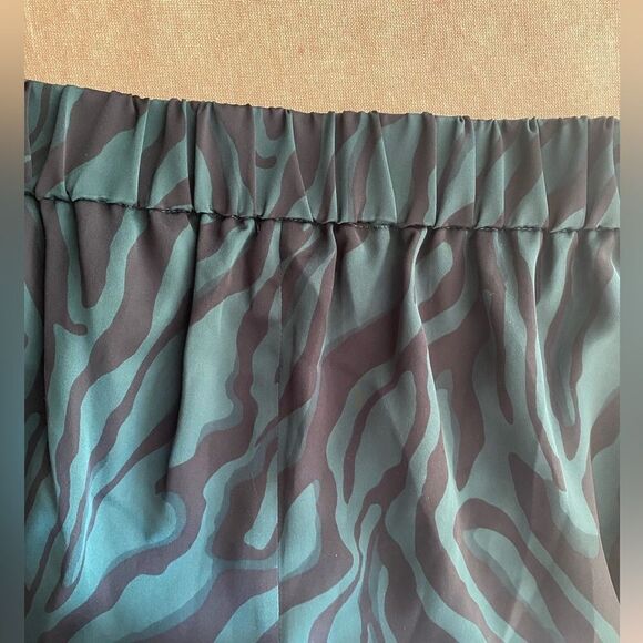 J crew straight animal print pants in green and dark gray size 2 - Picture 6 of 13